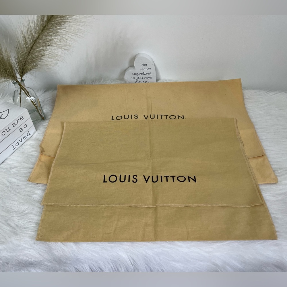 Bundle LV DUST BAG Pre loved | LIKE NEW CONDITIONS